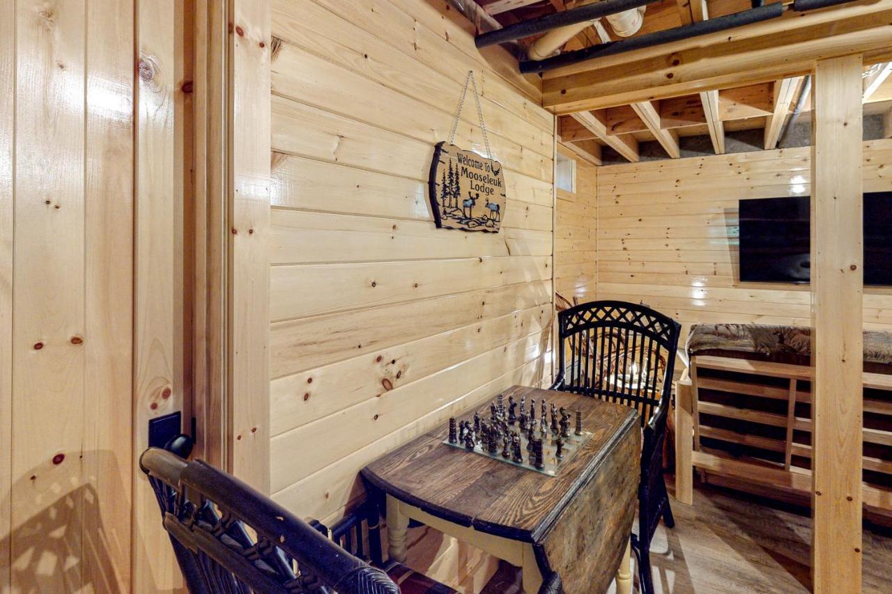 Mooseleuk Lodge The Highlands Ngoại thất bức ảnh